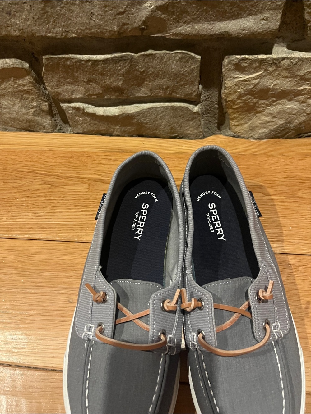 Sperry Gray Canvas Boat Shoes with Brown Laces Size 10 - Picture 7 of 11